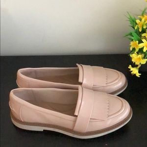 Clarks pink patent loafer - like new!
